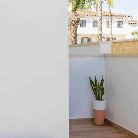 Vakantiehuis Pink Blue Mediterraneo